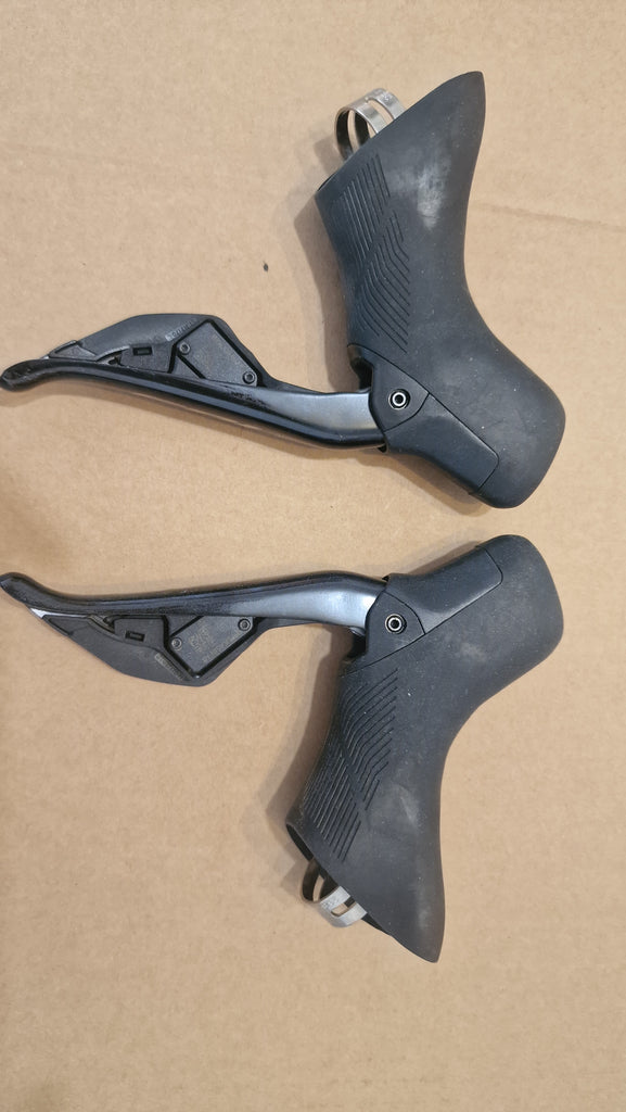 Shimano 105 12 speed di2 R7170 shifters