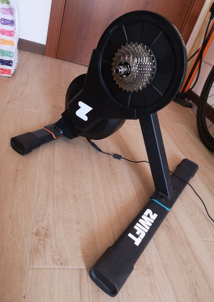Zwift Hub smart trainer