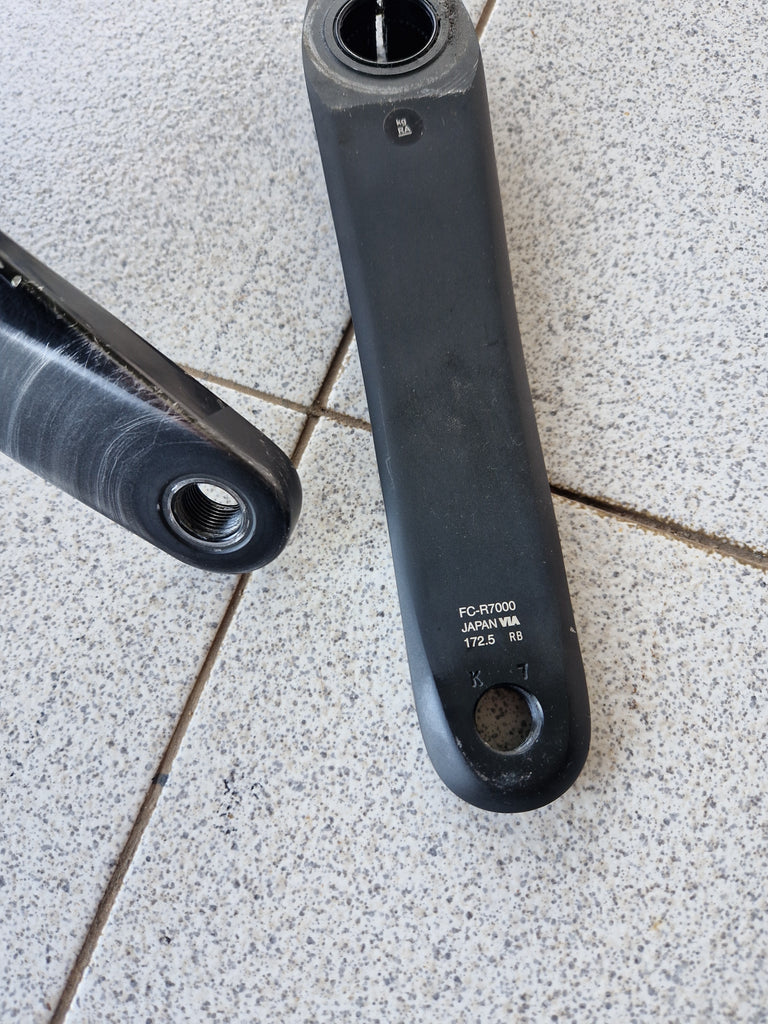 Shimano 105 FC-R7000 crankset, 2x11 speed.