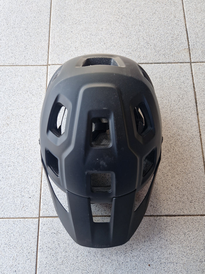 ABUS MoDrop MIPS helmet