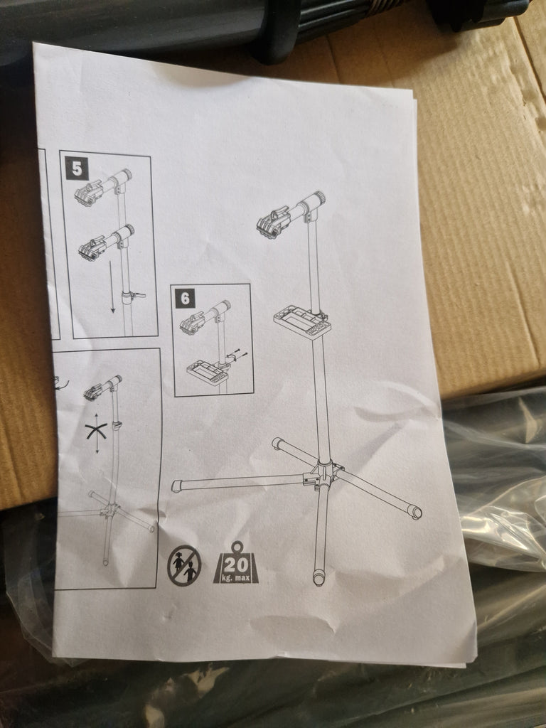 Bike revolution repair stand