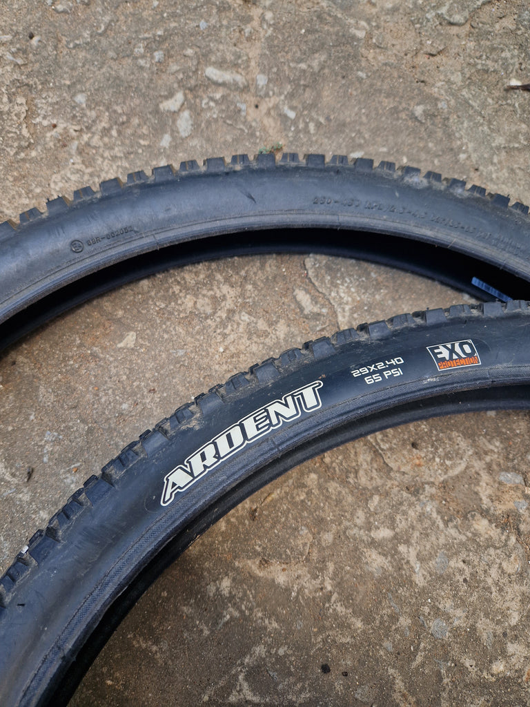 Maxxis ardent 29x2.40 tires