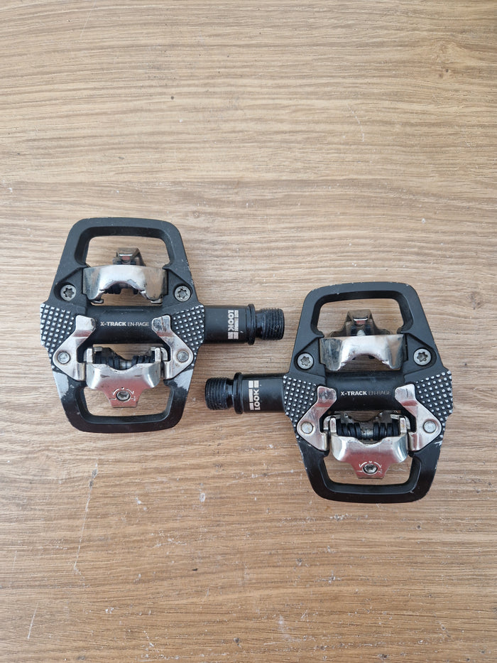 Look X-track enrage pedals - used