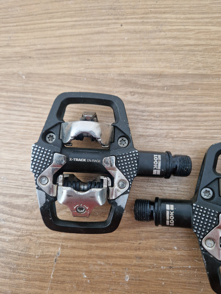 Look X-track enrage pedals - used