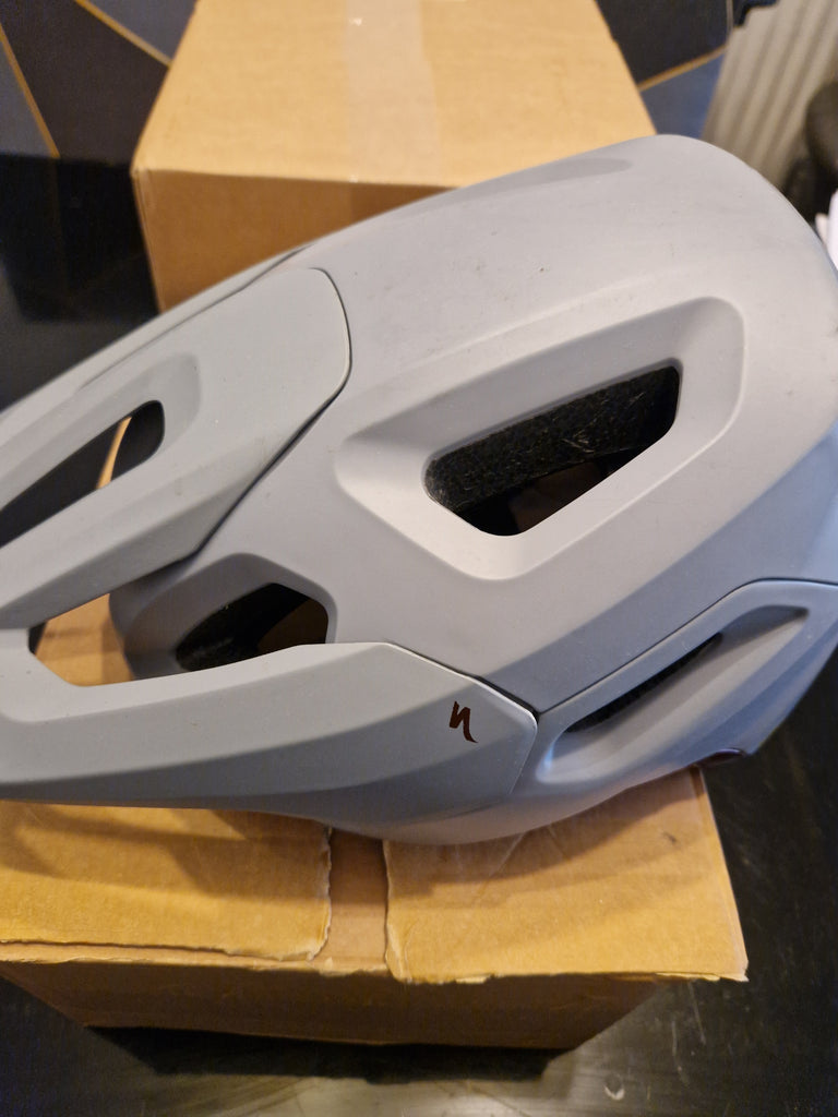 Specialized Tactic Mountain Bike Helmet in Dove Grey