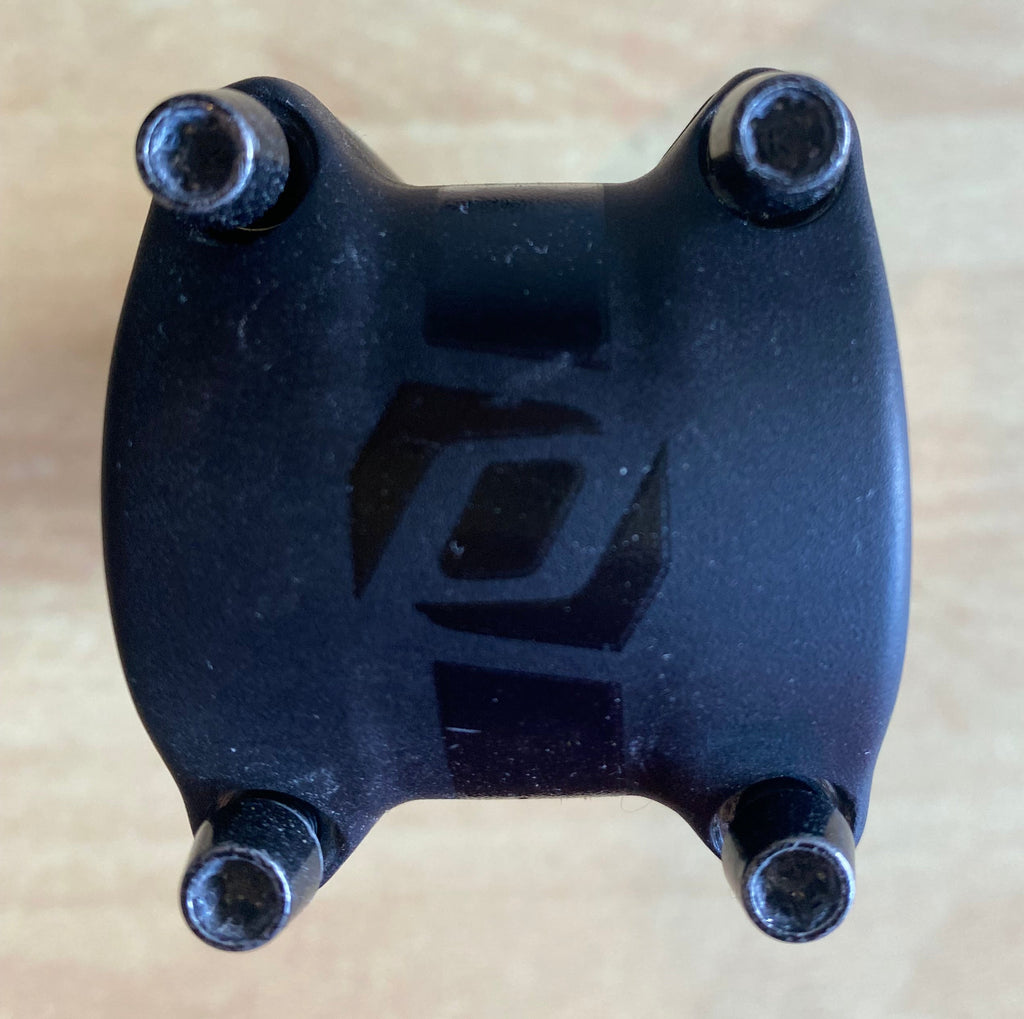 black Syncros FL2.0 bicycle stem
