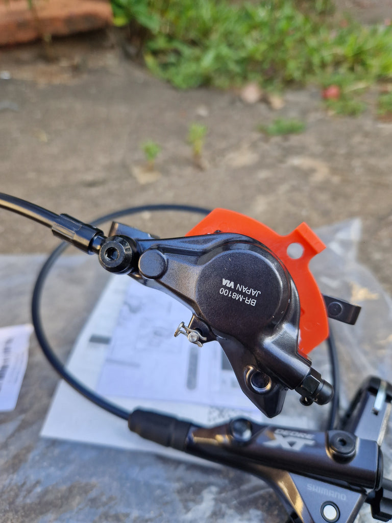 Shimano Deore XT M8100  Disc Brake Set Hydraulic Front and Rear