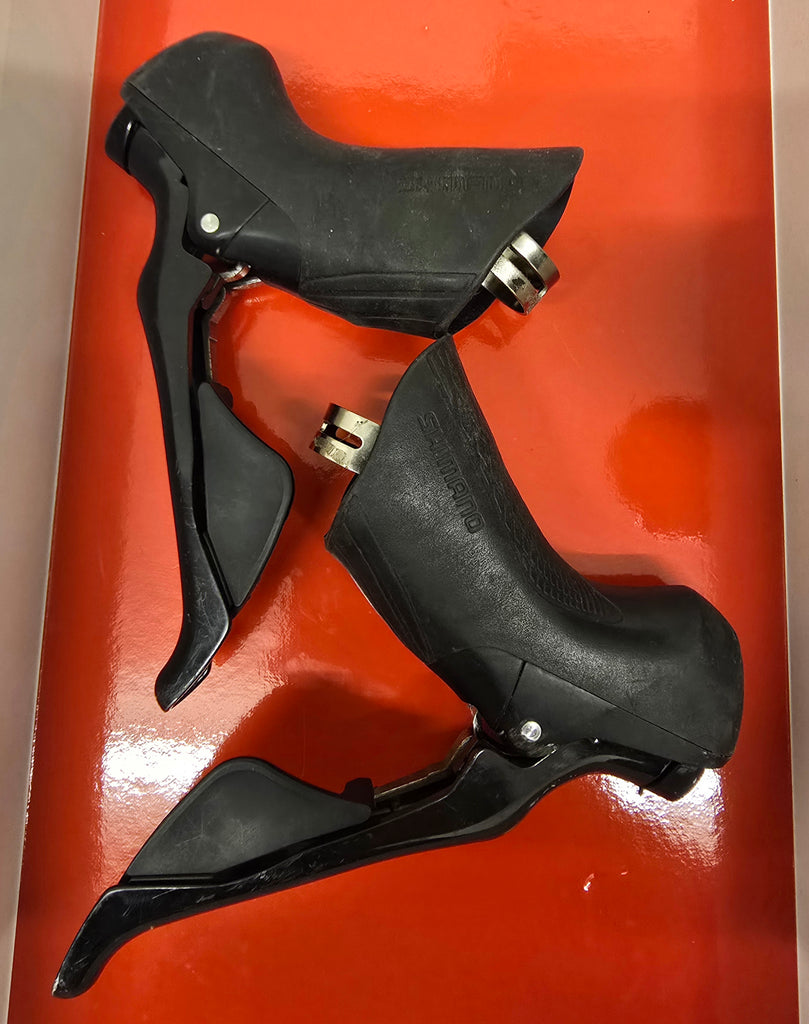 Shimano 11 speed R7000 shifters rim brake .