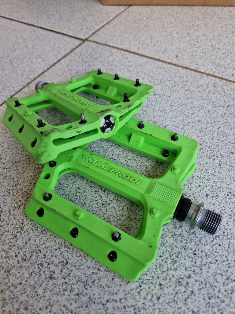 Nukeproof Neutron EVO Flat Pedals