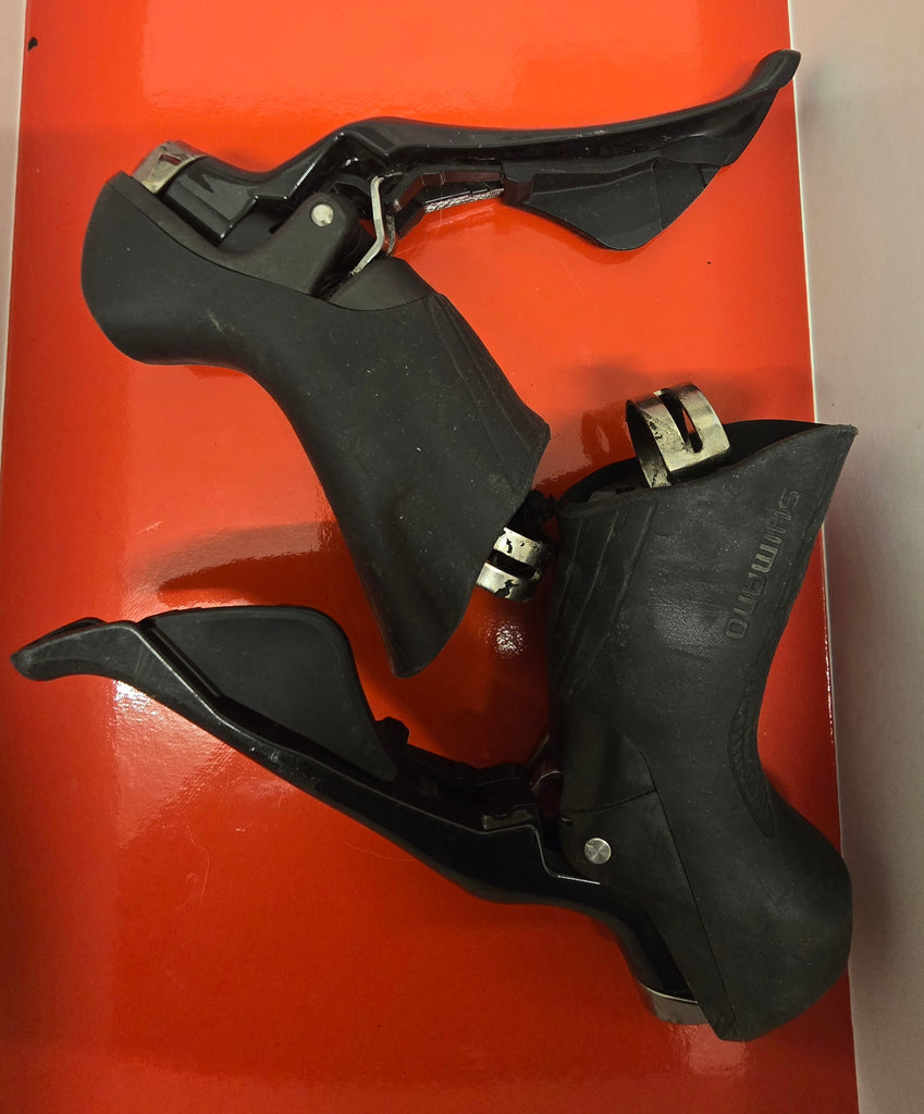 Ultegra R8000 shifters rim brake