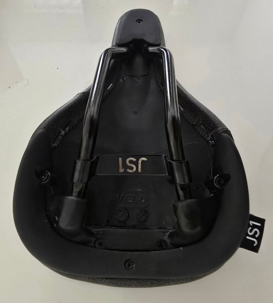 Tittle MTB saddle JS1