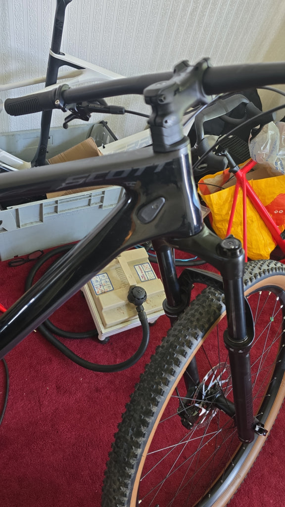 Scott 925 carbon mtb