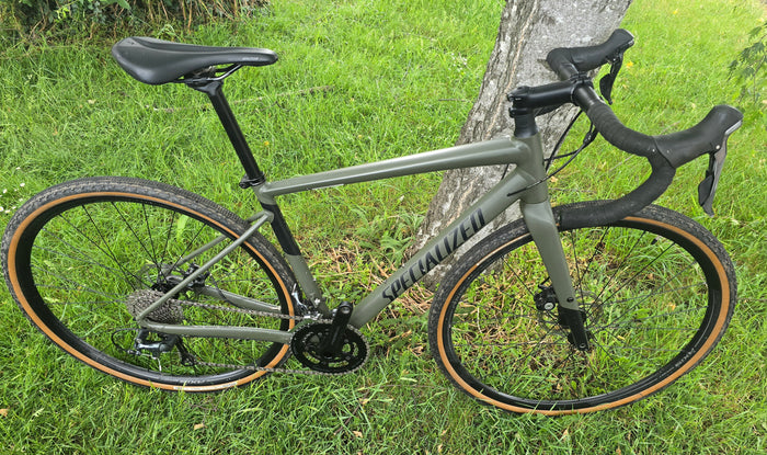 Specialized diverge gravel bike