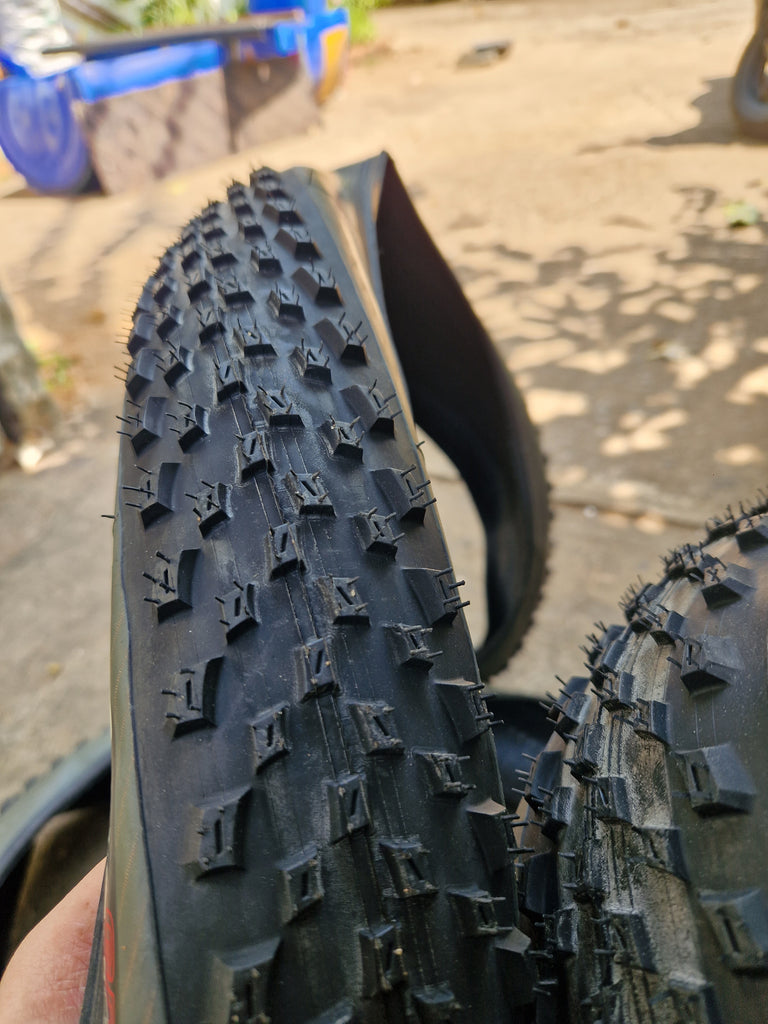 Vittoria Barzo XC-Trail 29X2.35 Black-Anthracite G2.0 Tyres, pair.