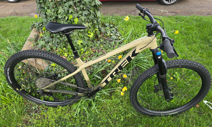 Trek roscoe 9