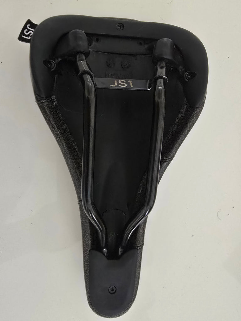 Tittle MTB saddle JS1