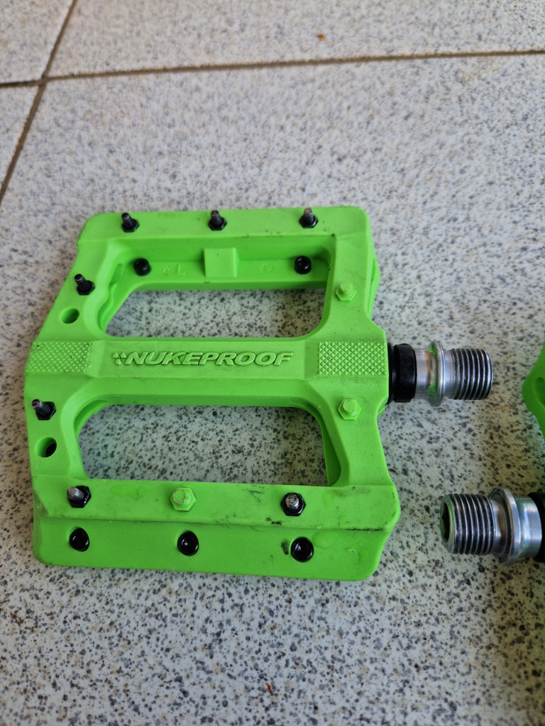 Nukeproof Neutron EVO Flat Pedals