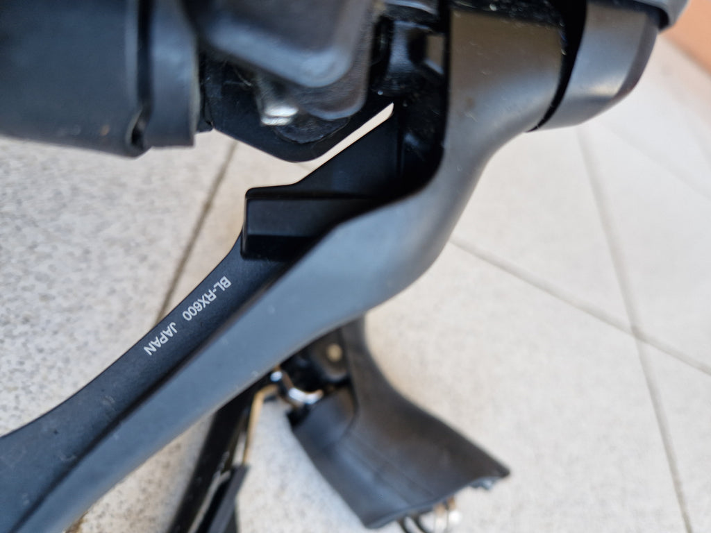 Shimano GRX RX600 11-Speed STI Shifter Levers, set