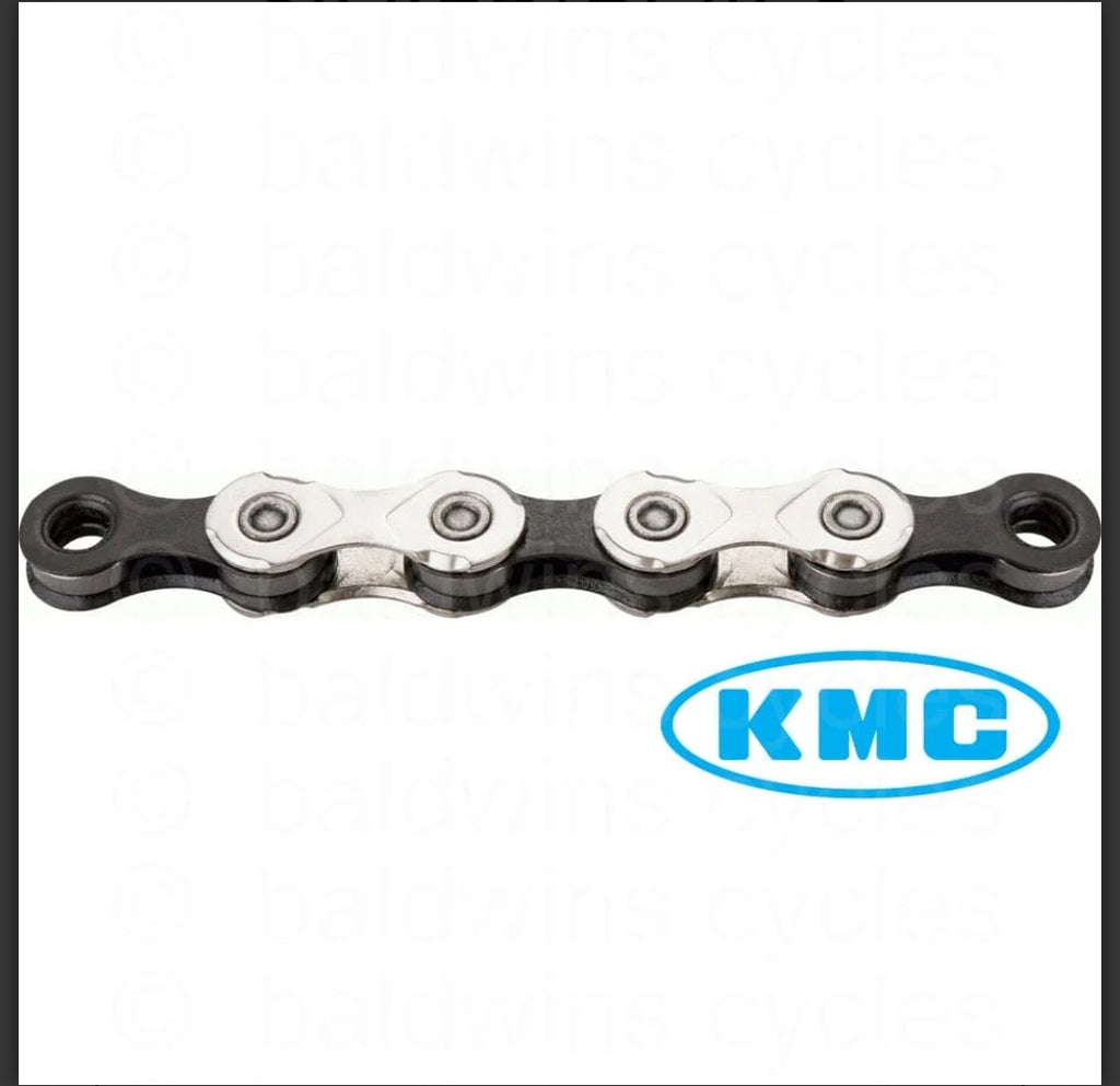 KMC 12s chain silver/black