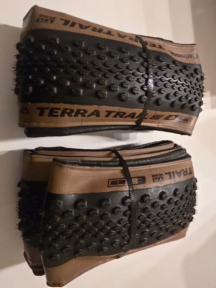 Continental terra TR 40mm