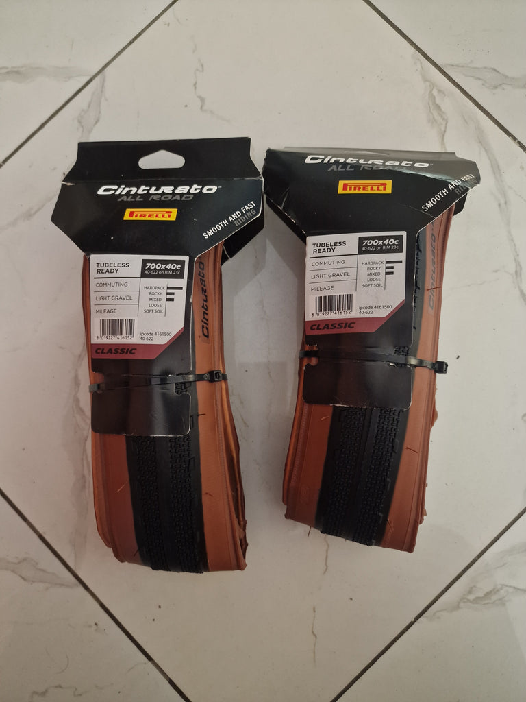 Pirelli Cinturato All Road TLR tyres - 700x40c, black/tan