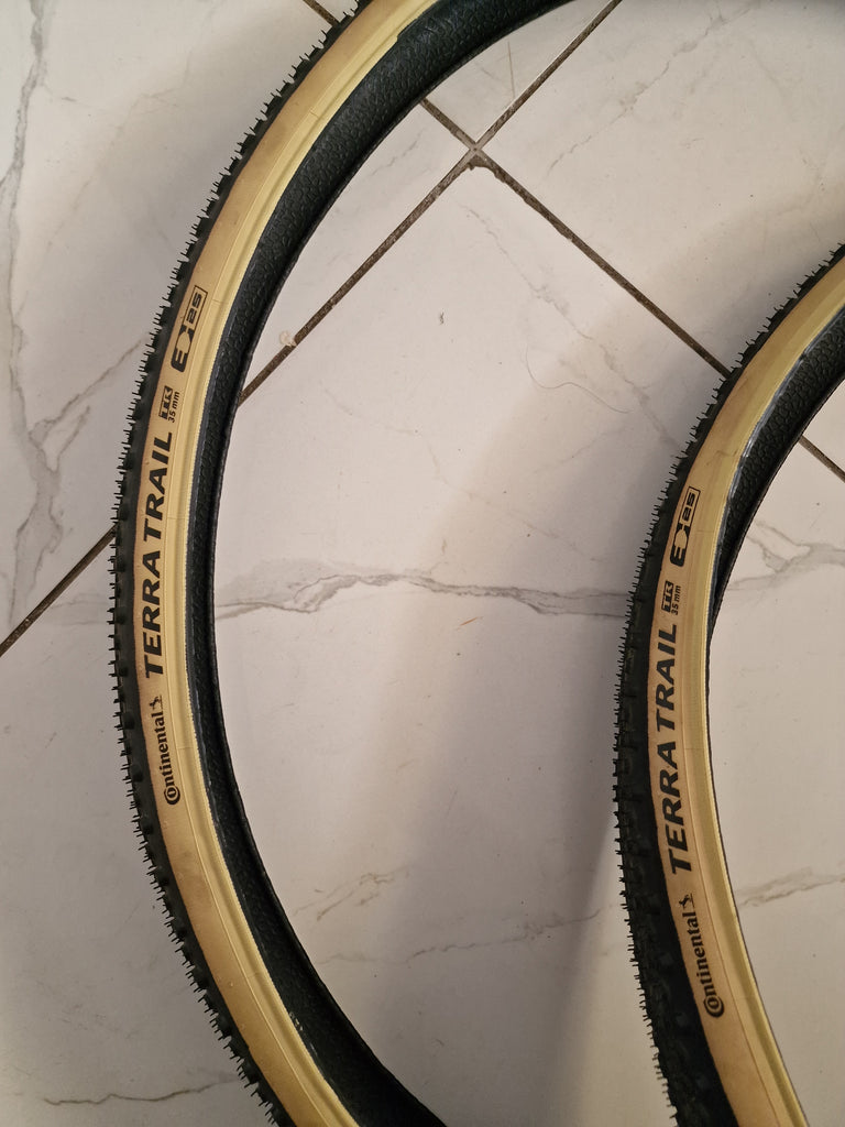 Continental Terra Trail - Folding Gravel Tires - 35-622, black/cream