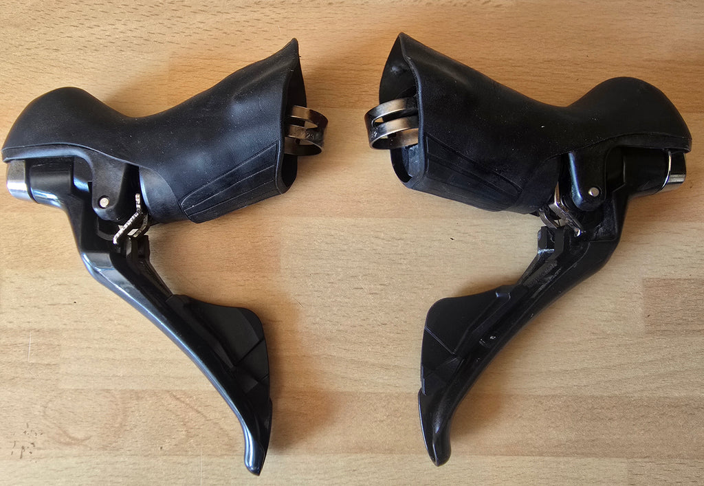 Shimano R8000 mechanical shifters ultegra