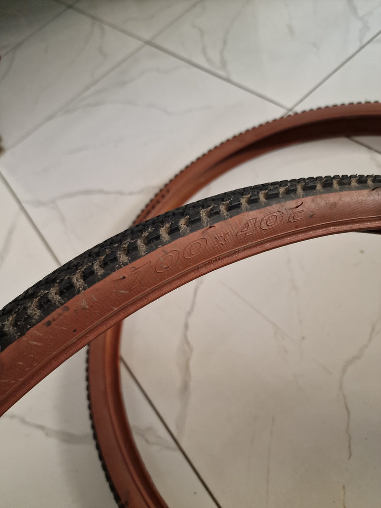 PIRELLI Gravel Tyres Cinturato Adventure - 700x40c, black/dark tanwall