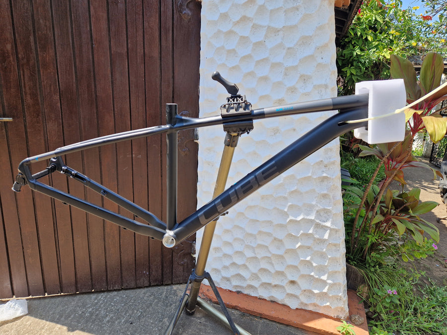 Cube Aim race hardtail frame , size Large.