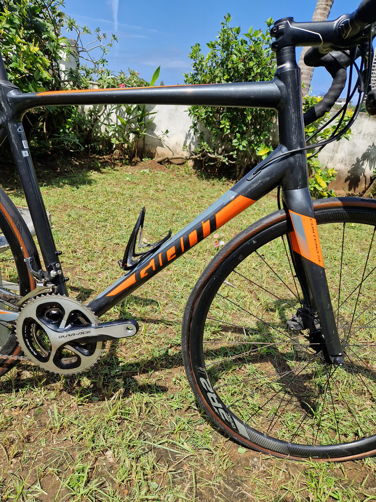 Giant contend sl alu road bike, Large.