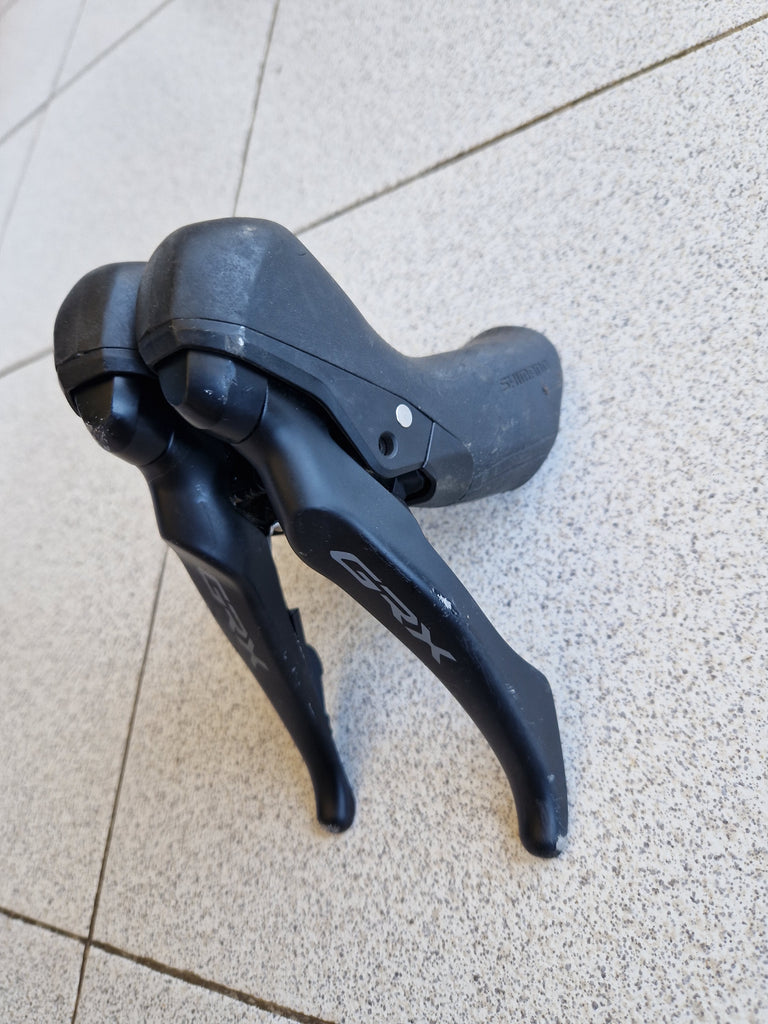 Shimano GRX RX600 11-Speed STI Shifter Levers, set