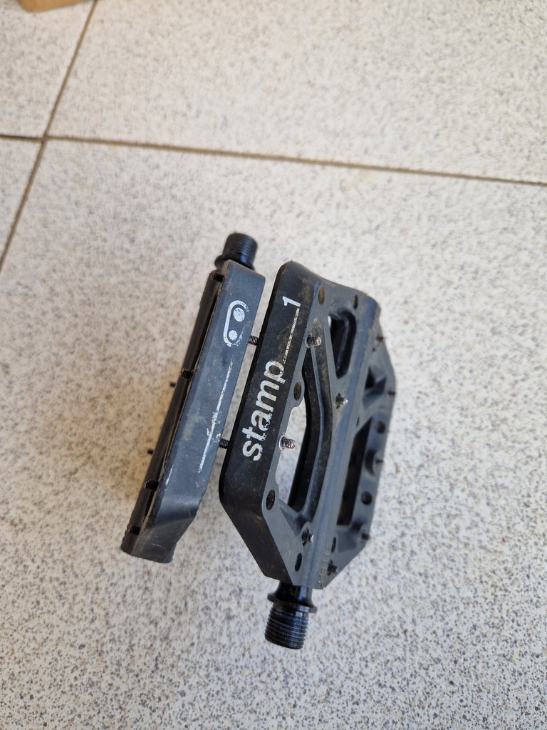 CRANKBROTHERS STAMP 1 GEN 1 flat mtb pedals, black