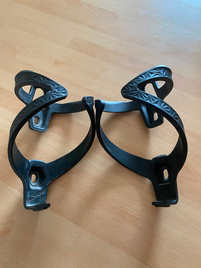 Supacaz bottle cages pair black