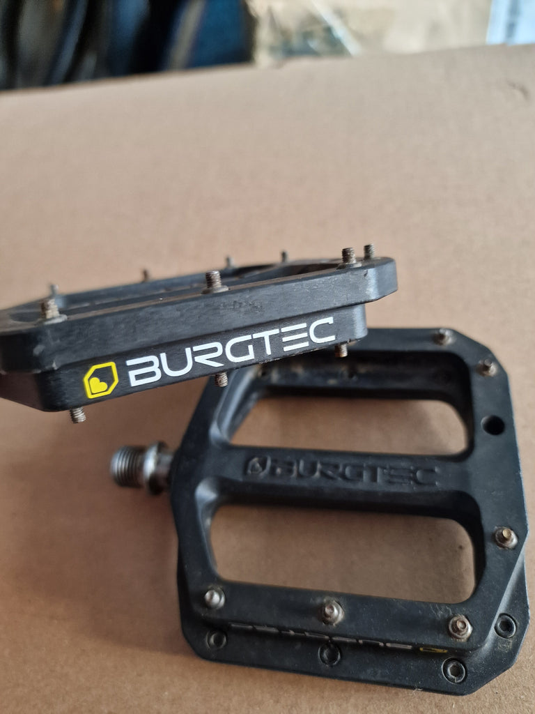 Burgtec COMPOSITE PEDALS